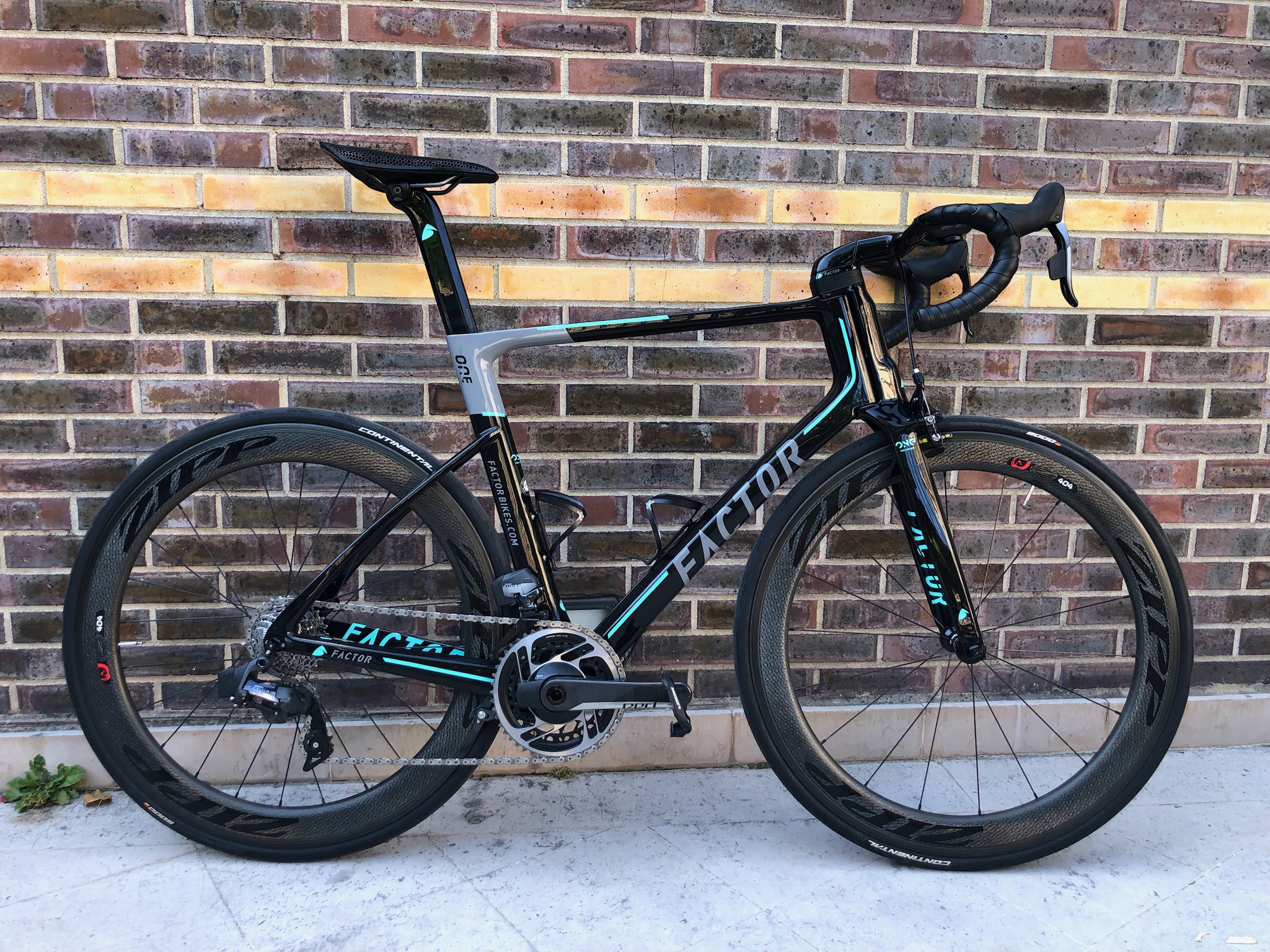 Factor One vélo route aero carbone occasion négocié 3000€