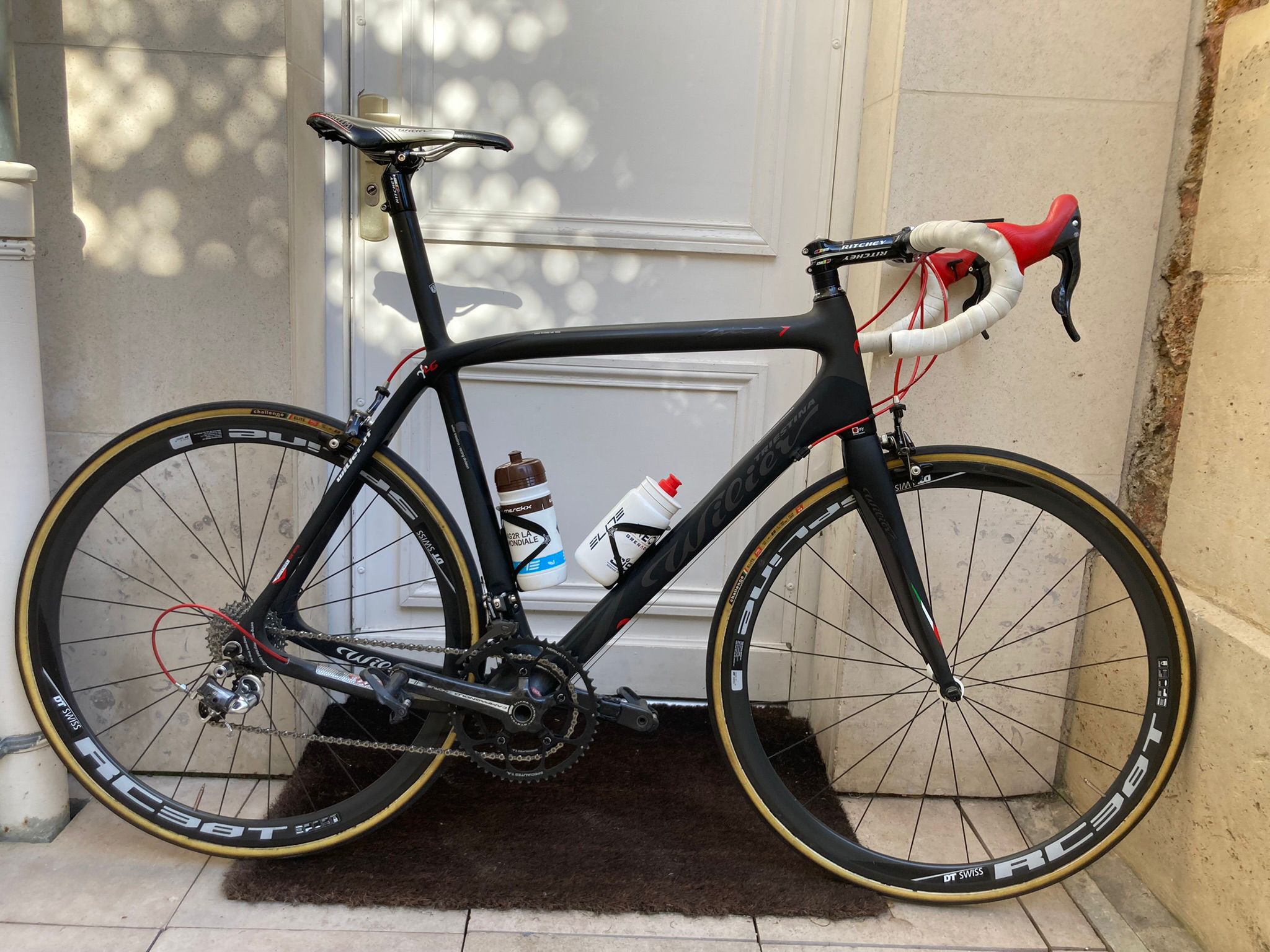 Wilier Cento 1 vélo route occasion négocié 1500€
